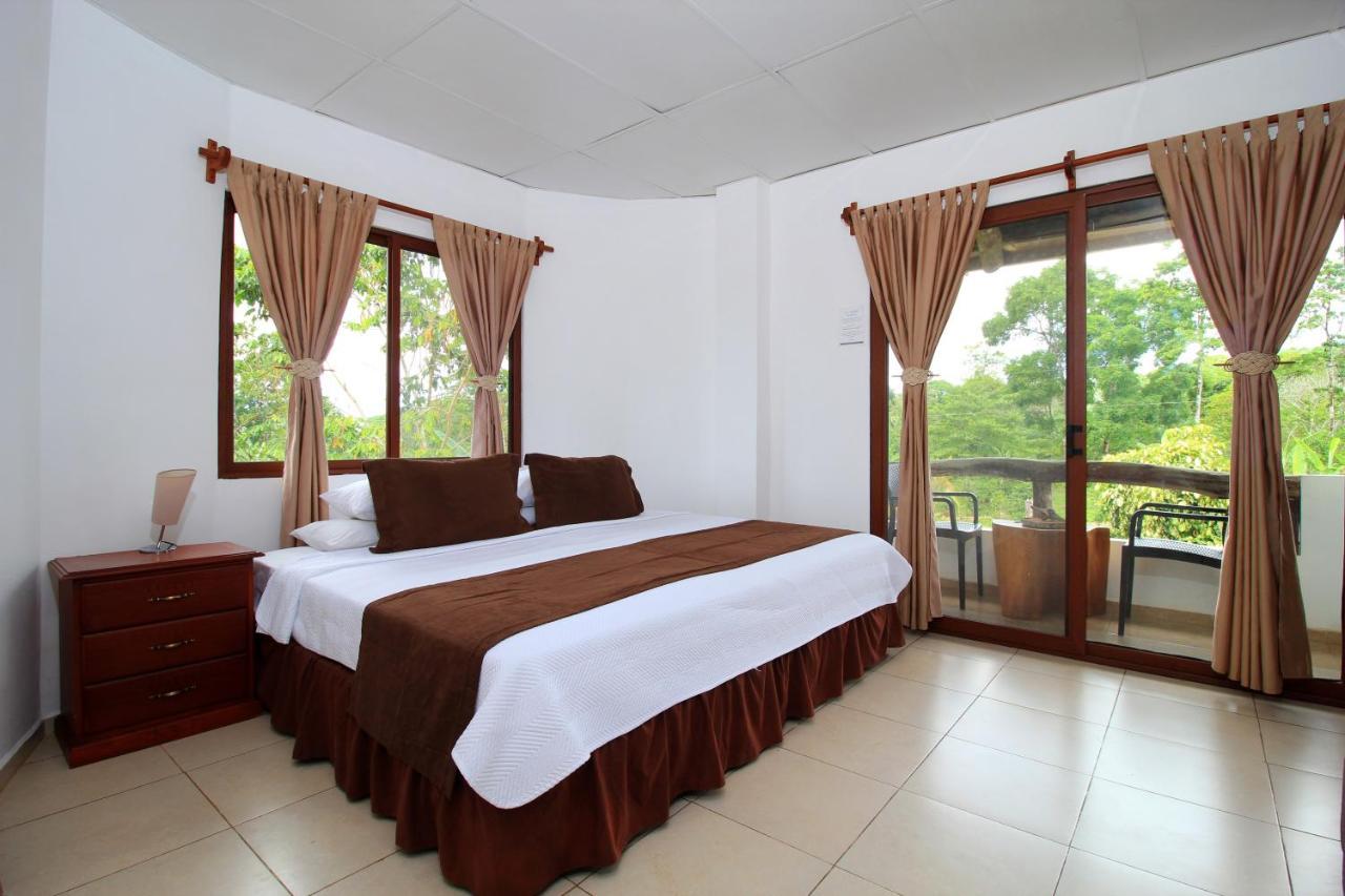 Natura Gardens Galapagos Bellavista  외부 사진
