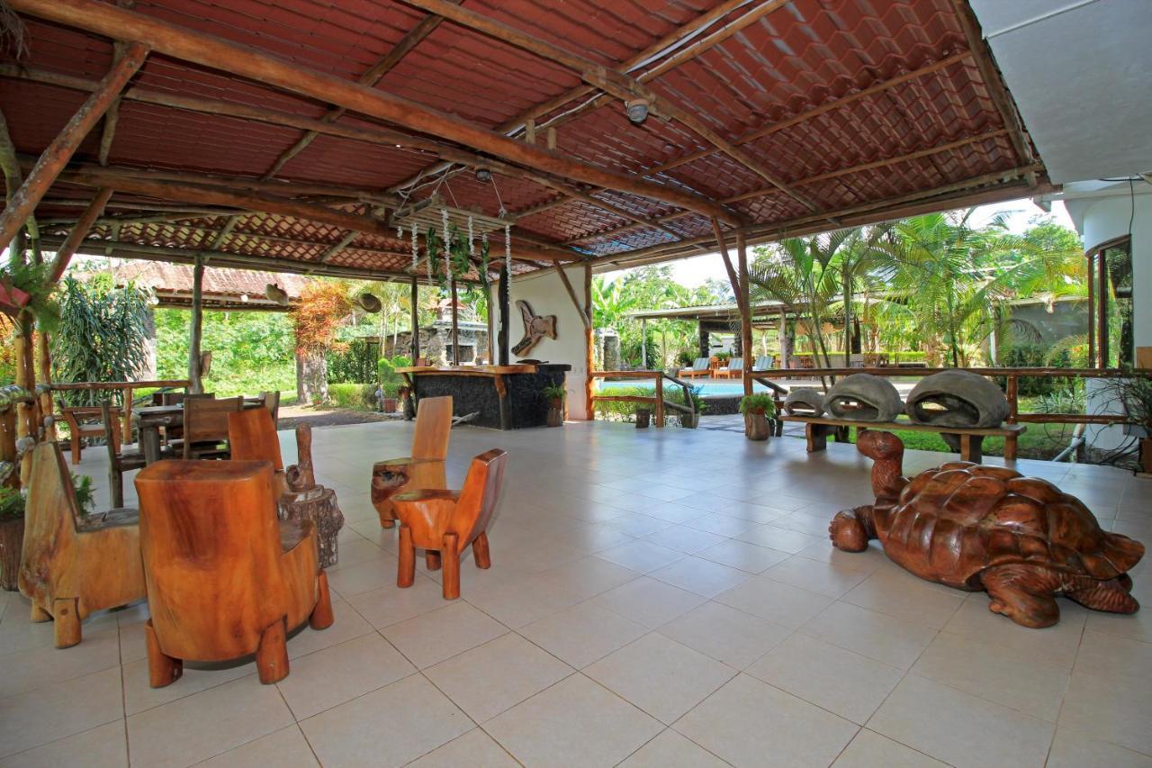 Natura Gardens Galapagos Bellavista  외부 사진
