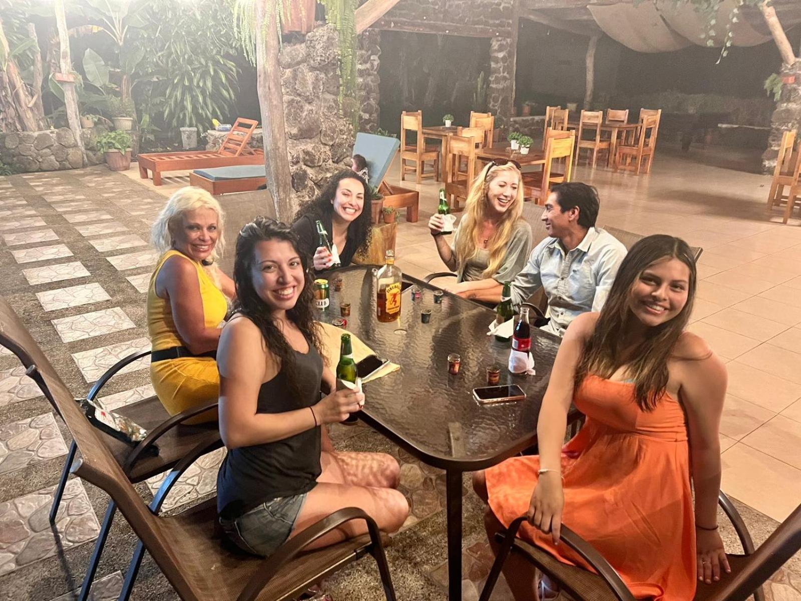 Natura Gardens Galapagos Bellavista  외부 사진